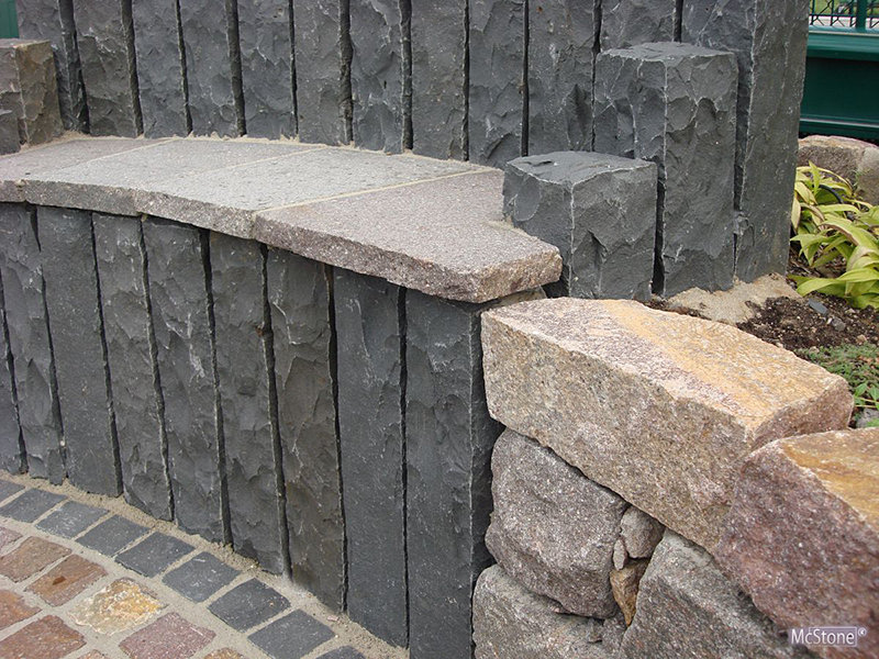 Basalt Palisades/ Kerb